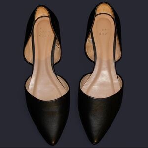 Black Pointed Toe Flats